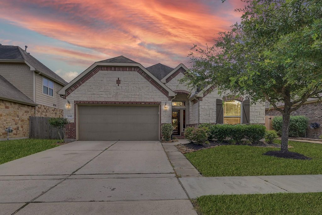 21382 Russell Chase Drive, Porter, TX 77365