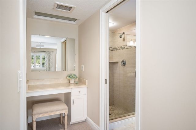 1776 Mooringline Drive 204, Vero Beach, FL 32963