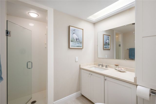 1776 Mooringline Drive 204, Vero Beach, FL 32963