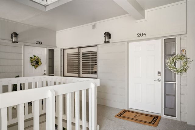 1776 Mooringline Drive 204, Vero Beach, FL 32963