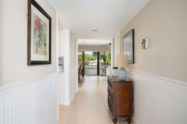 1776 Mooringline Drive 204, Vero Beach, FL 32963