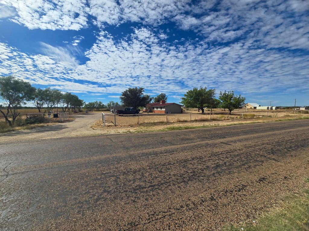 Image 1 of property listing at 8205 Grape Creek Road, San Angelo, TX 76901