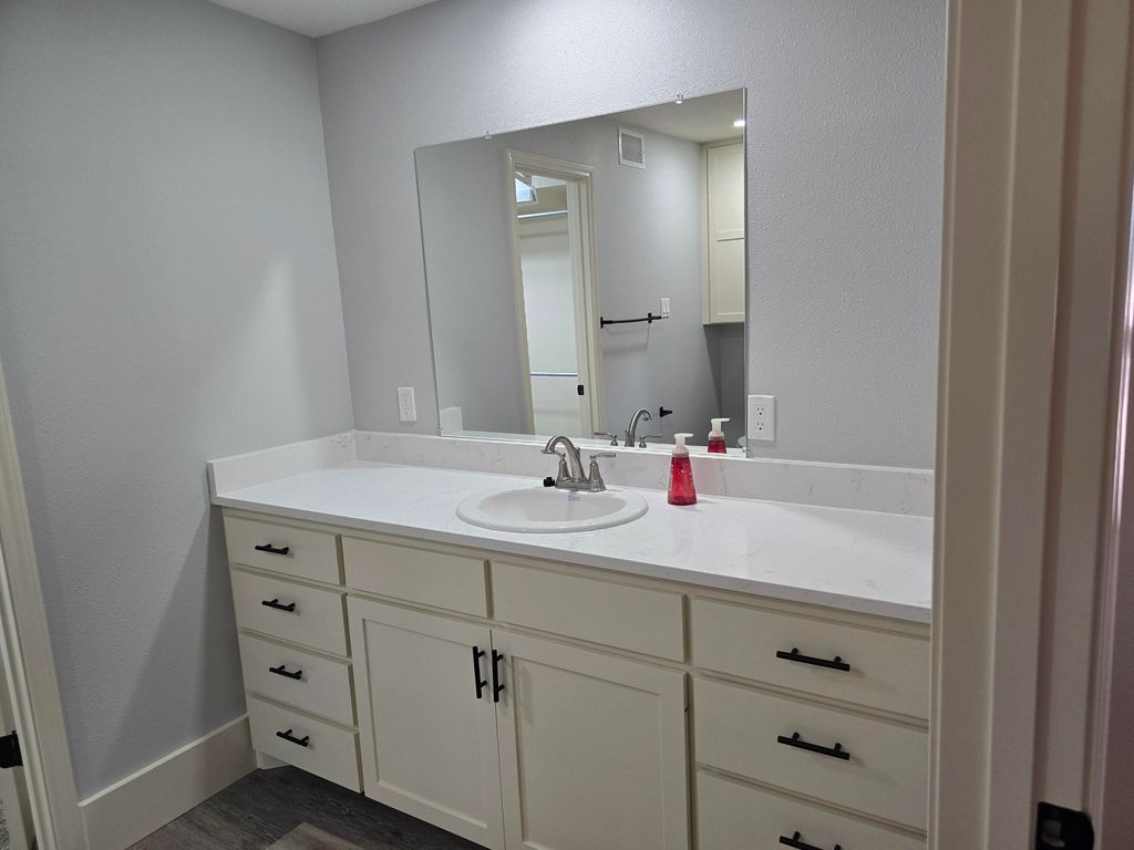 Image 12 of property listing at 8205 Grape Creek Road, San Angelo, TX 76901