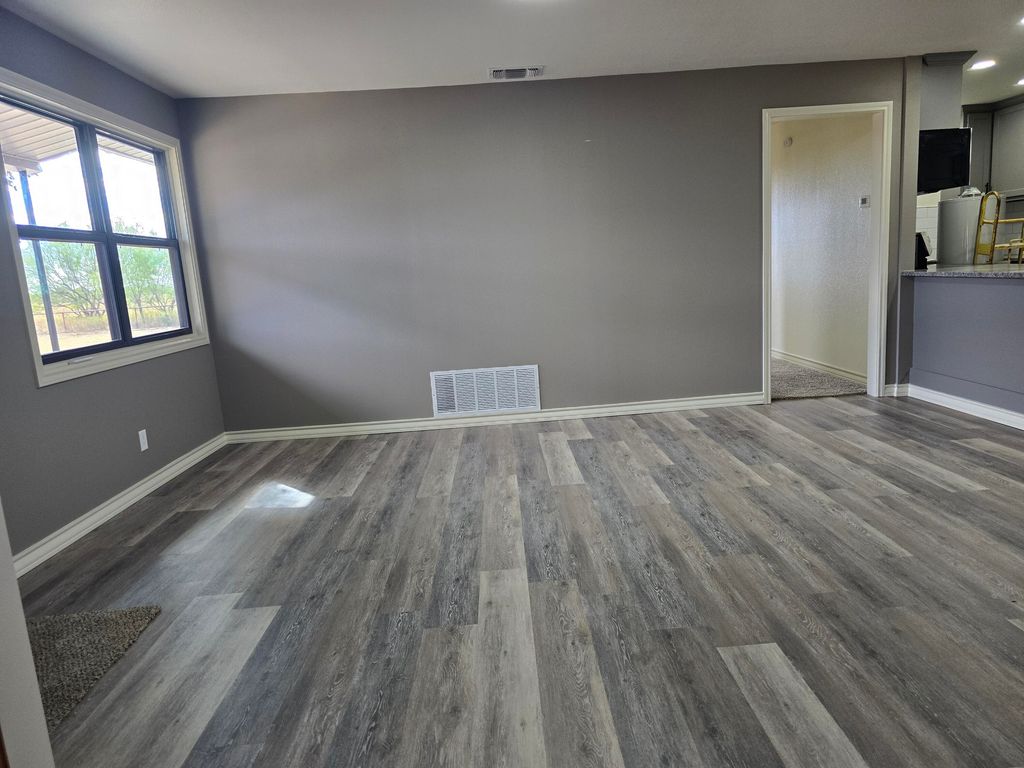 Image 16 of property listing at 8205 Grape Creek Road, San Angelo, TX 76901