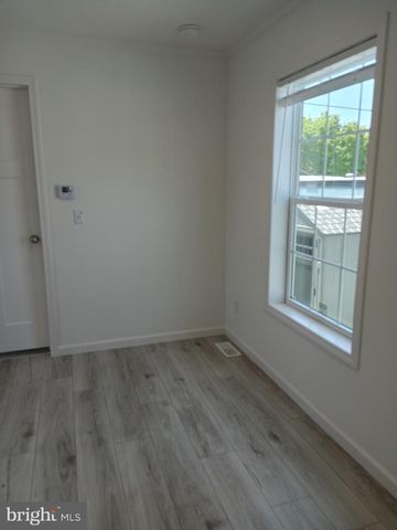 1405 Farrell Ave Trlr 237, Cherry Hill, NJ 08002