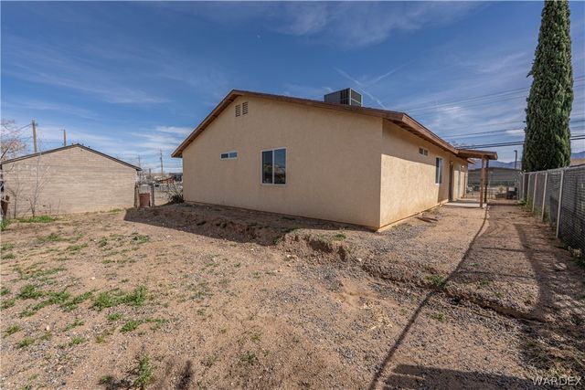 2263 Kingman Avenue, Kingman, AZ 86401