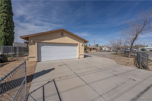 2263 Kingman Avenue, Kingman, AZ 86401
