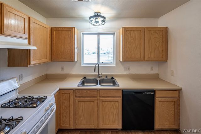 2263 Kingman Avenue, Kingman, AZ 86401