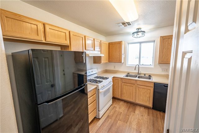 2263 Kingman Avenue, Kingman, AZ 86401