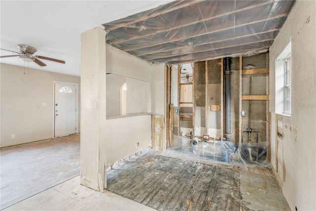 2144 23RD AVENUE N, St Petersburg, FL 33713