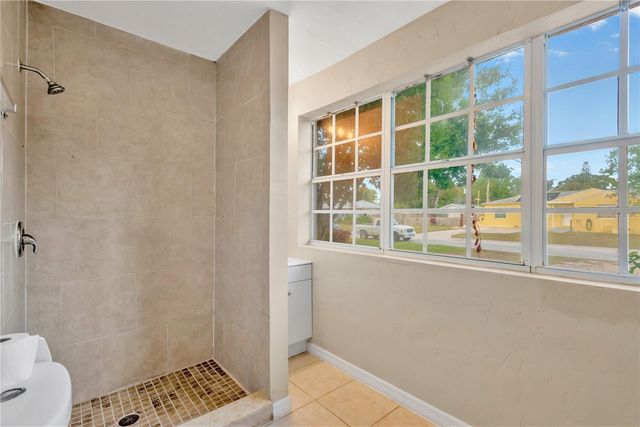 2144 23RD AVENUE N, St Petersburg, FL 33713