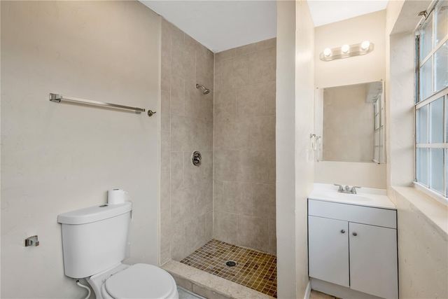 2144 23RD AVENUE N, St Petersburg, FL 33713