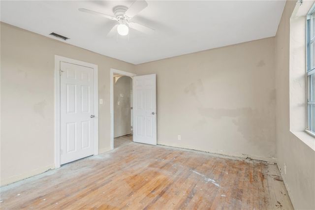 2144 23RD AVENUE N, St Petersburg, FL 33713