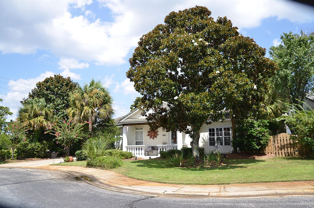 Image 39 of property listing at 124 Tuscany Drive, Destin, FL 32541