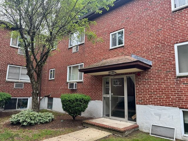 72 Bryon Rd. 2, Boston, MA 02467