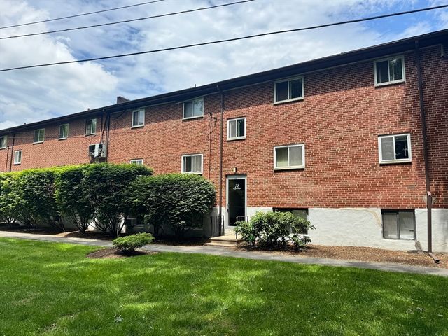 72 Bryon Rd. 2, Boston, MA 02467
