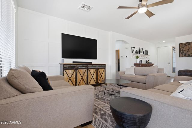 9339 W PONTIAC Drive, Peoria, AZ 85382