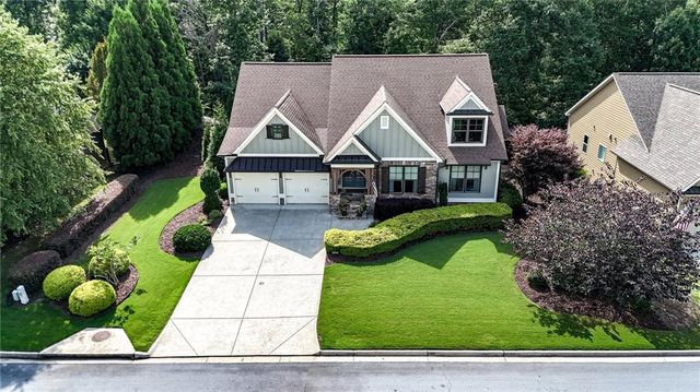303 Trappers Bluff, Waleska, GA 30183