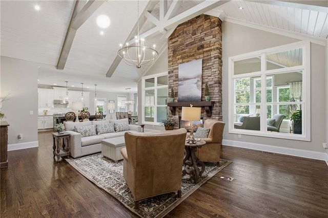 303 Trappers Bluff, Waleska, GA 30183