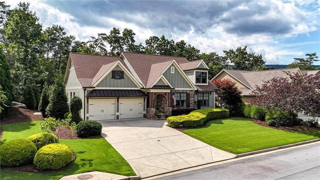 303 Trappers Bluff, Waleska, GA 30183