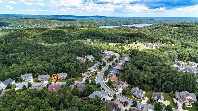 303 Trappers Bluff, Waleska, GA 30183