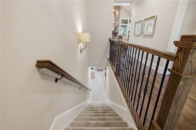 303 Trappers Bluff, Waleska, GA 30183