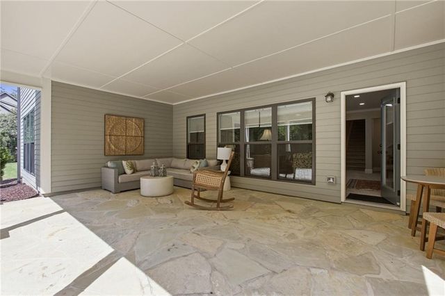 303 Trappers Bluff, Waleska, GA 30183
