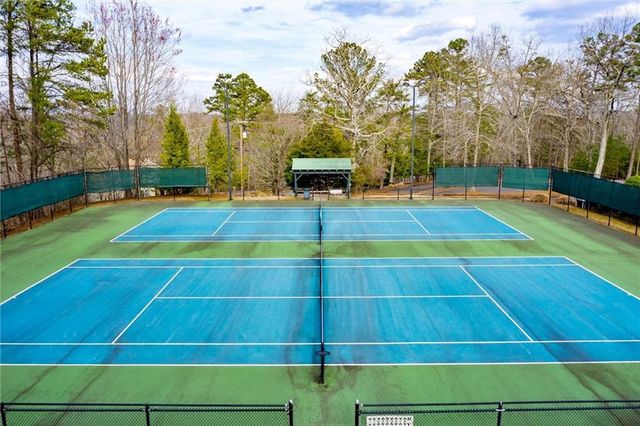 303 Trappers Bluff, Waleska, GA 30183