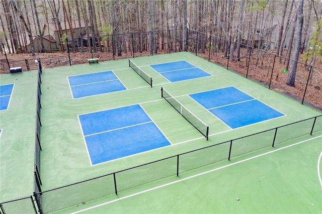 303 Trappers Bluff, Waleska, GA 30183