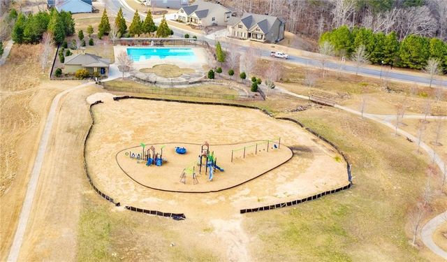 303 Trappers Bluff, Waleska, GA 30183