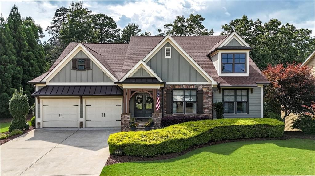 303 Trappers Bluff, Waleska, GA 30183