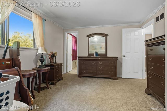 2263 Camilla Drive, Troy, MI 48083
