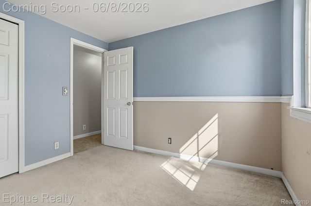 2263 Camilla Drive, Troy, MI 48083