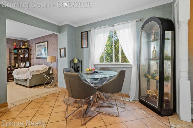 2263 Camilla Drive, Troy, MI 48083