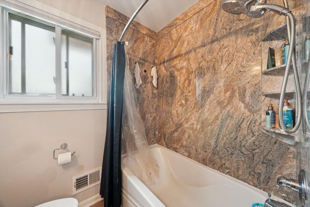 29717 Hanover Avenue, Westland, MI 48186