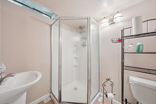 29717 Hanover Avenue, Westland, MI 48186