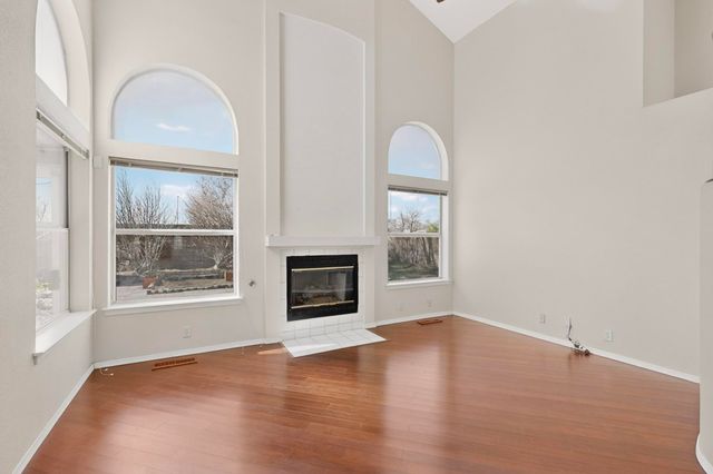 6605 Mesa Mariposa Place NW, Albuquerque, NM 87120