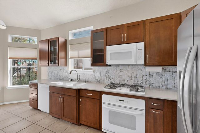 6605 Mesa Mariposa Place NW, Albuquerque, NM 87120