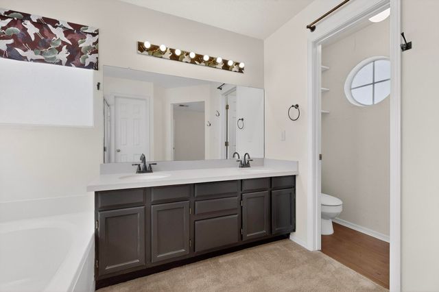 6605 Mesa Mariposa Place NW, Albuquerque, NM 87120