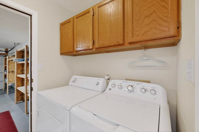 6605 Mesa Mariposa Place NW, Albuquerque, NM 87120