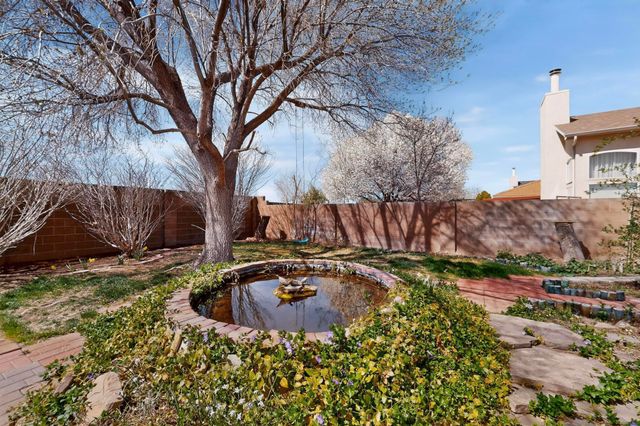 6605 Mesa Mariposa Place NW, Albuquerque, NM 87120