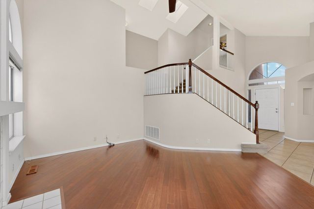 6605 Mesa Mariposa Place NW, Albuquerque, NM 87120