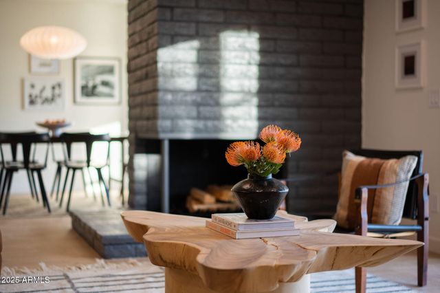 2225 E Belmont Avenue, Phoenix, AZ 85020