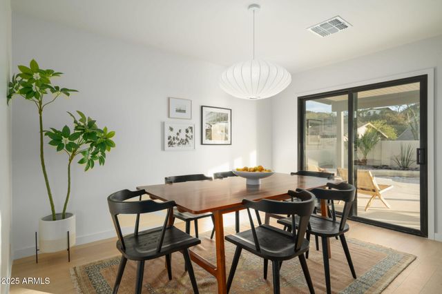 2225 E Belmont Avenue, Phoenix, AZ 85020