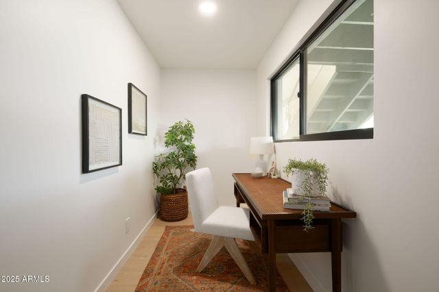 2225 E Belmont Avenue, Phoenix, AZ 85020