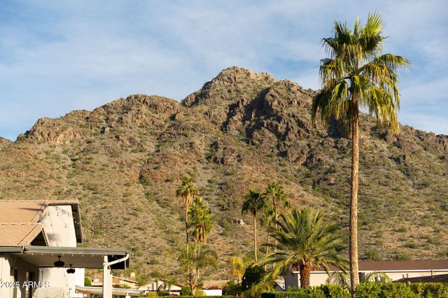 2225 E Belmont Avenue, Phoenix, AZ 85020