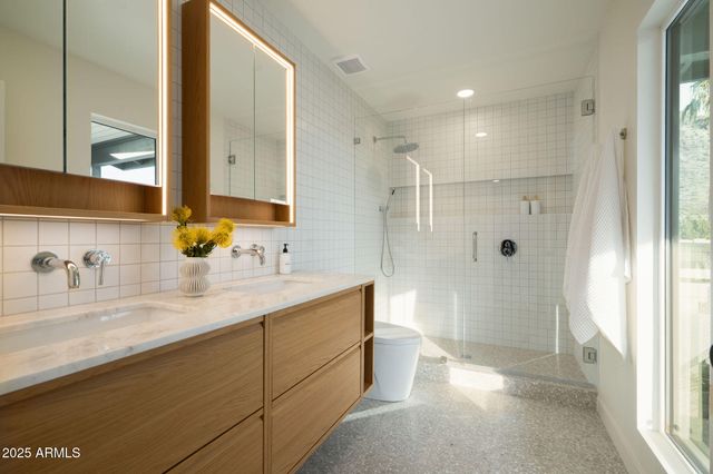 2225 E Belmont Avenue, Phoenix, AZ 85020