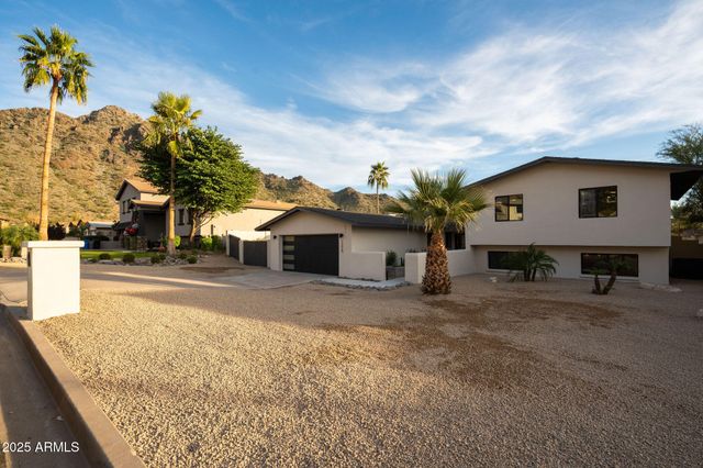 2225 E Belmont Avenue, Phoenix, AZ 85020