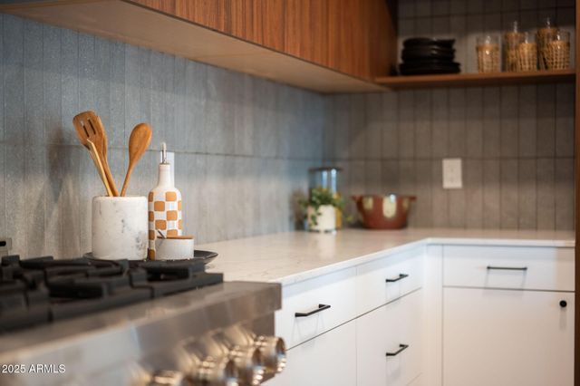 2225 E Belmont Avenue, Phoenix, AZ 85020