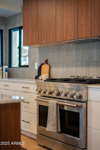 2225 E Belmont Avenue, Phoenix, AZ 85020